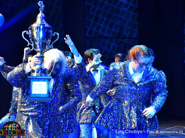 TEATRO-ENTREGA DE PREMIOS-02-1215